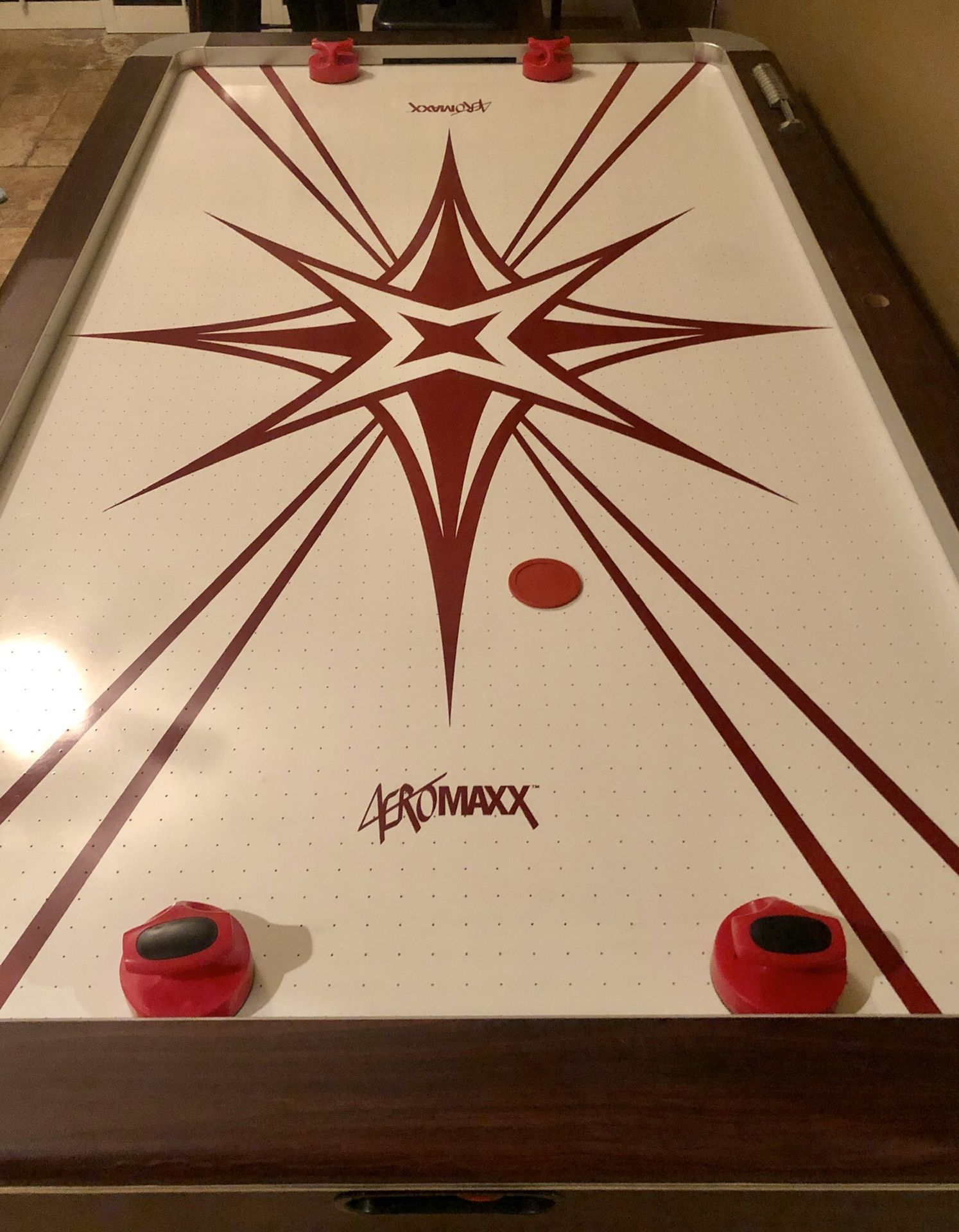 American Heritage Aeromaxx Air Hockey Table