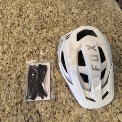 Fox Speed frame Pro mountain bike helmet. Brand new never used- white