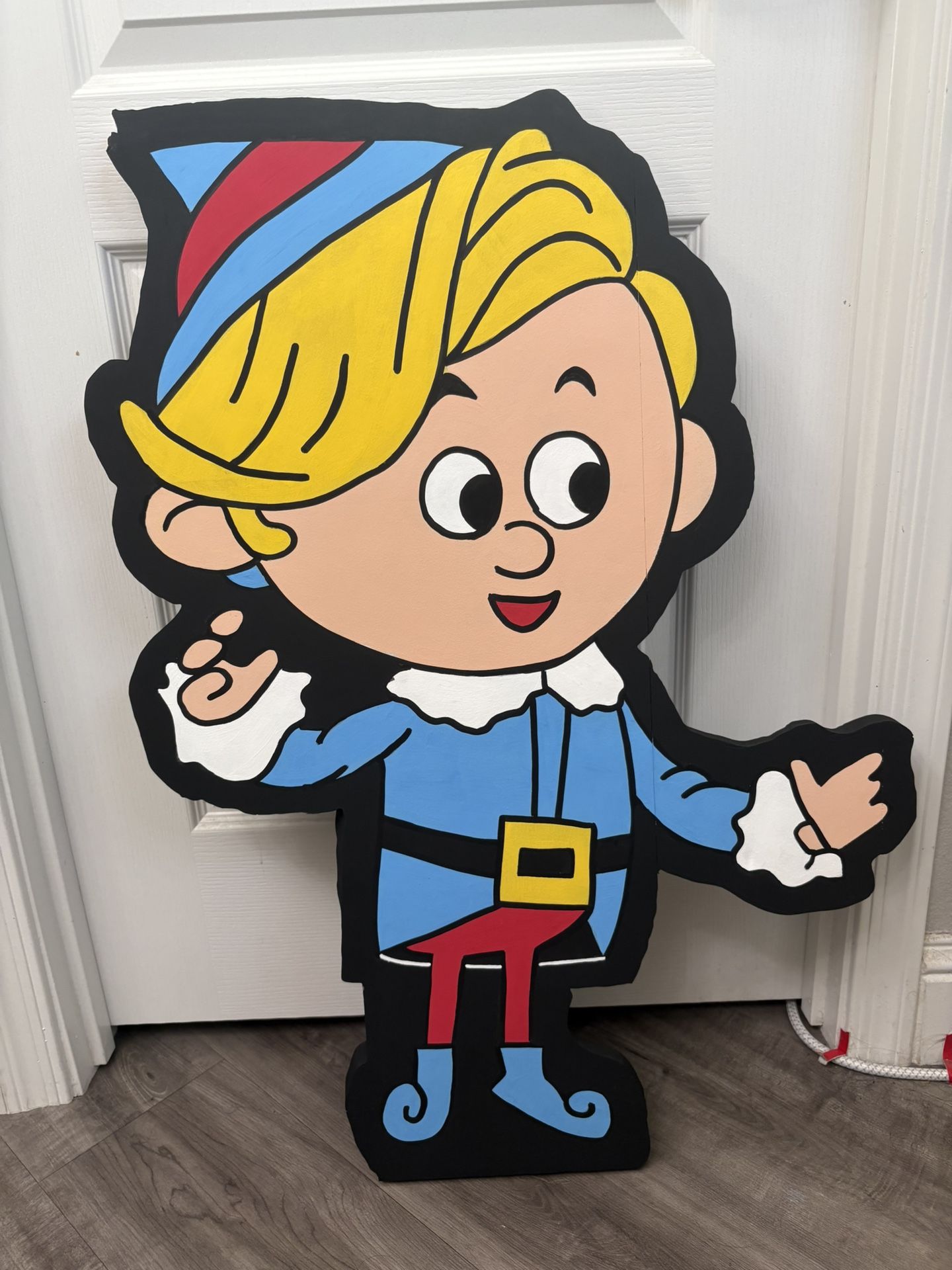 Hermey Yard Art - 32” Outdoor Display