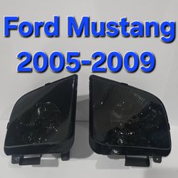 Ford Mustang 2005-2009 Headlights