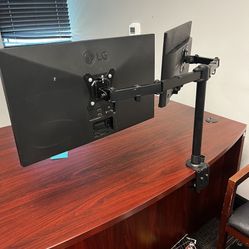 Samsung 24” Computer Monitor With a Dual Mount And Splitter