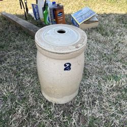 Antique 2 gallon Butter Churn