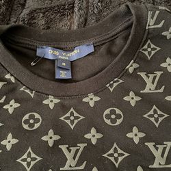 Louis Vuitton Sweater for Sale in Pelham, NY - OfferUp