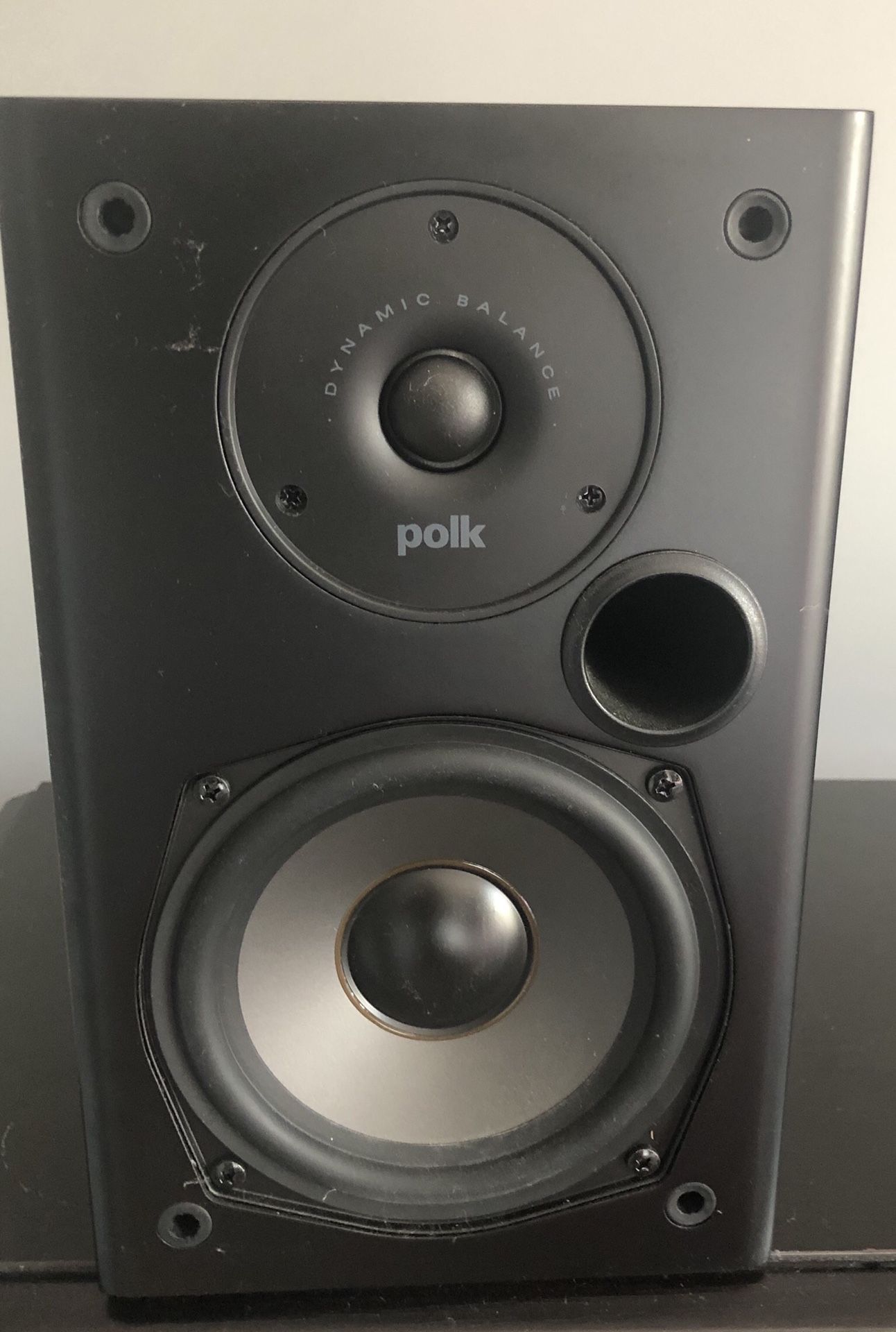 3 polk audio shelf speakers.