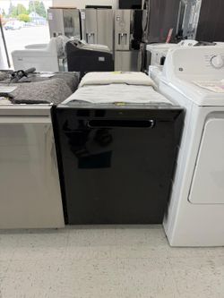 GE ENERGY STAR Top Control Dishwasher with Sanitize Cycle & Dry Boost in Black – Model GDP630PGRBB
