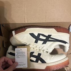 ASICS Men's Shoes (US10)