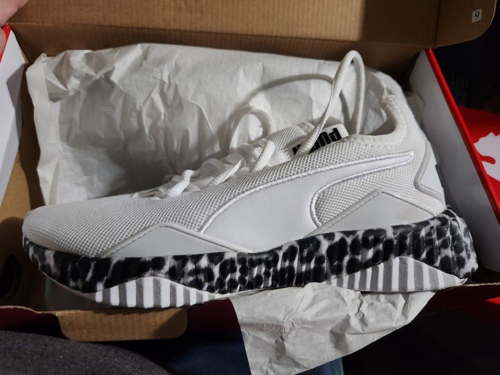 Puma Defy Leopard