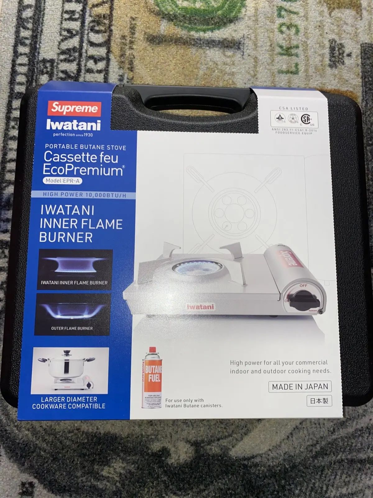 Supreme®/Iwatani Portable Butane Stove SS25
