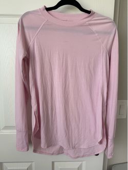 Women’s small workout top