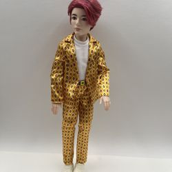  BTS IDOL JUNK KOOK DOLL. Articulated. High: 11.25” -Mattel