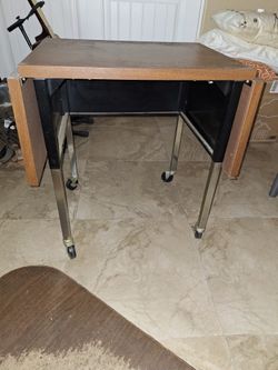 Small Table On Wheels