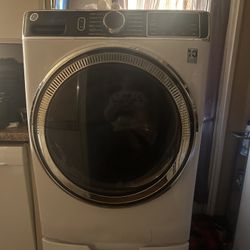 Front Load GE Washer