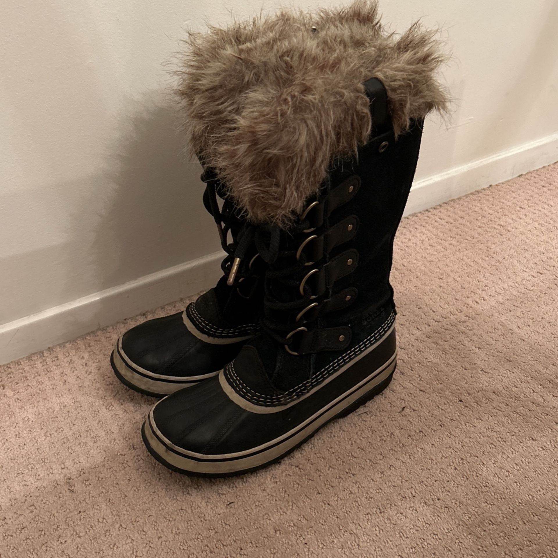 Women’s Sorel Winter Boots Size 8