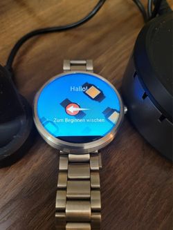 NEW MOTOROLA MOTO 360 WATCH CELLULAR + GPS + WARRANTY + USB CHARGER C