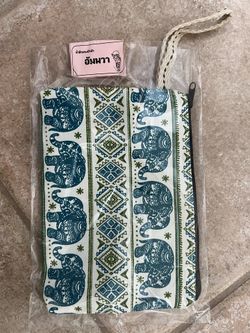 Make Up Bag / Thai Elephant