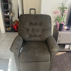 Pride Electric Recliner Chair