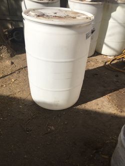 Barriles para químicos free. Gratis