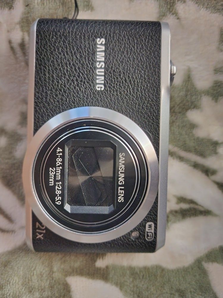 Samsung WB380F Digital Camera 16.3MP 21x Optical Zoom - WiFi (with battery)