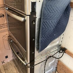 GE 30 “ Stainless Steel Electric Built In Double Oven