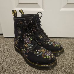 Dr. Martens Castel Canvas Boots (Black Belladonna)