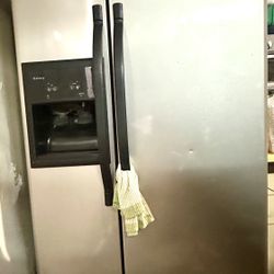 Galaxy side-by-side refrigerator