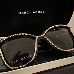 MARC JACOBS GOLD AND BLACK SUNGLASSES 