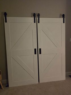 Double Barn Doors w/ Hardware