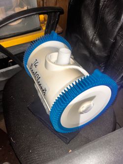 Pool cleaner 2 wheel Hayward