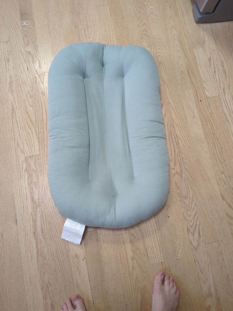 Snuggle Me Lounger