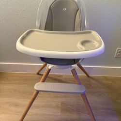 Munchkin 360 High Chair $150 OBO 