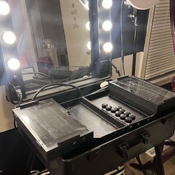 Makeup Train Case with LED Light 