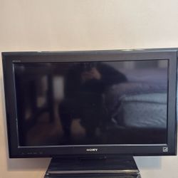 Sony KDL-32L5000 32" BRAVIA® L-Series 720p LCD HDTV