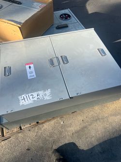 Electrical box - Milbank