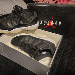 Jordan 11 LOW Barons