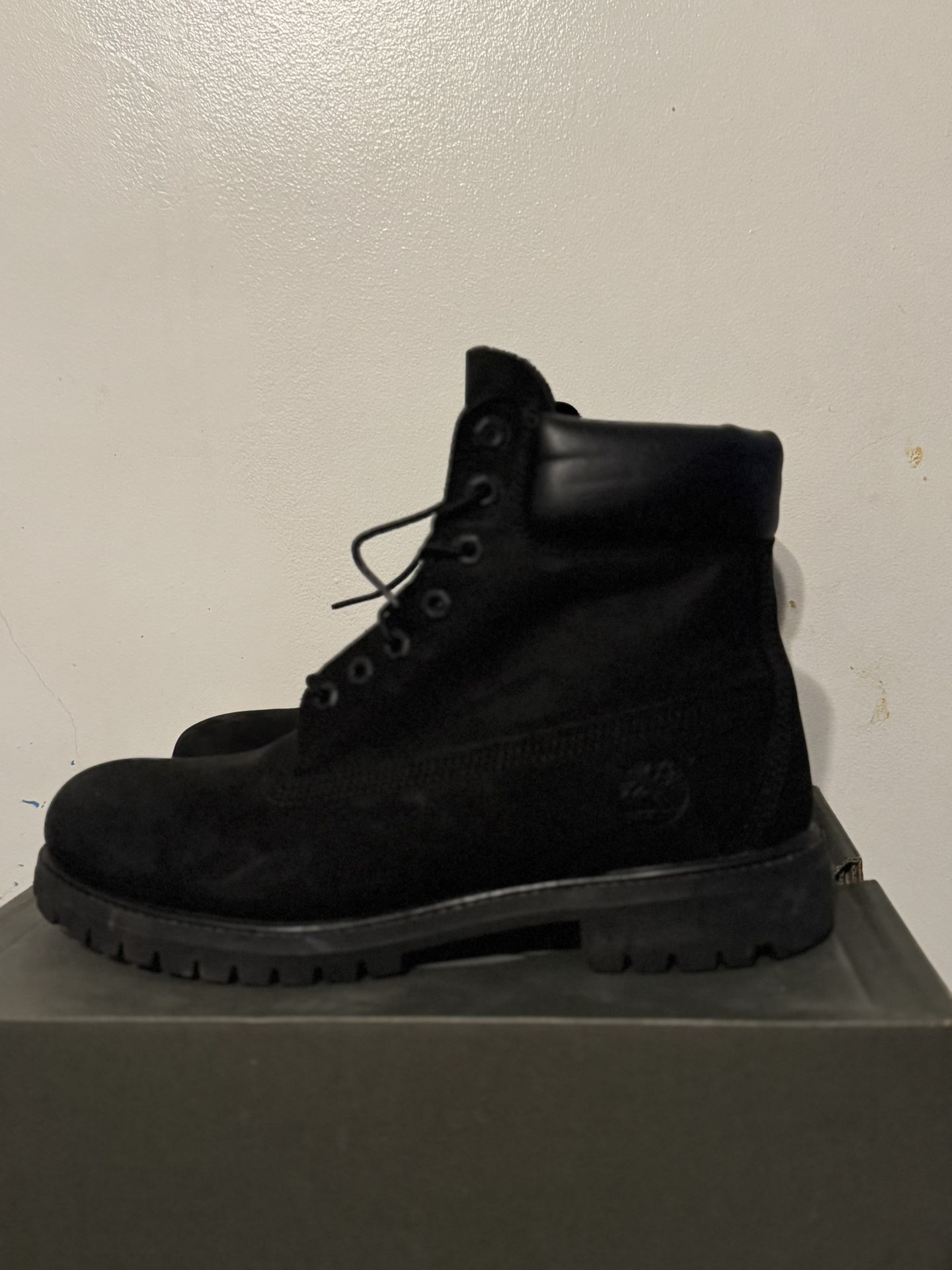 Size 10 Black Timberland Boots