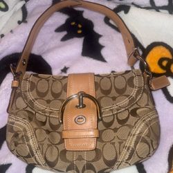 Vintage mini coach shoulder Soho bag