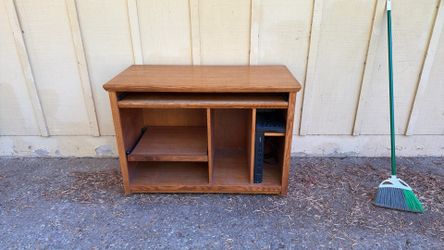 Computer Desk - Free