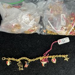 23 Quality USA Gold Color Bracelets