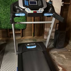 does any one here fix treadmill? 