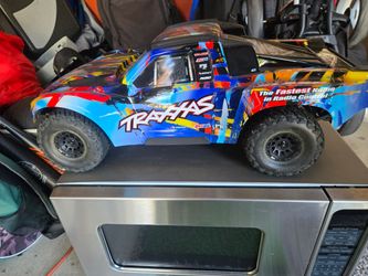 Traaxas Maxx Slash