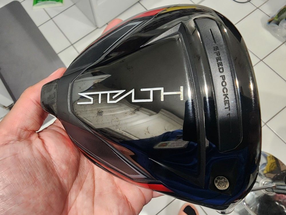 Taylormade Stealth Driver 10.5° Head Only With Head Cover Use But Like New