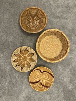 Set of basket decor