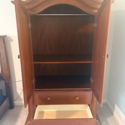 Armoire -Wardrobe 