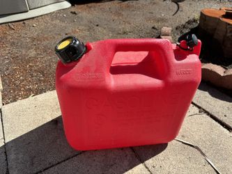2 Gallon gas can