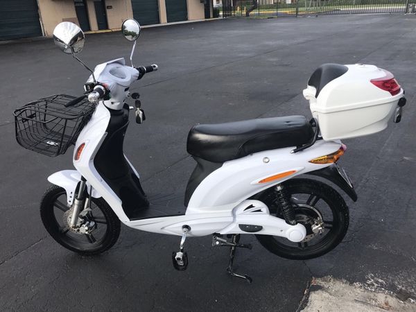 Superfly 2017 Electric Bike Scooter Fully Loaded 300 Off Superfly 2017 Electric Bike Scooter Fully Loaded 300 Off Retail Price