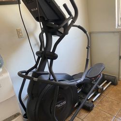 SOLE E35 Elliptical $600