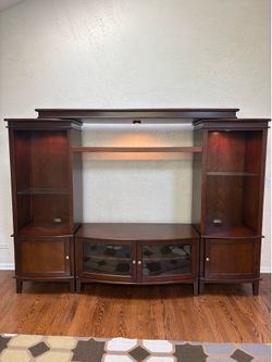 5-piece Entertainment Center - Like New!