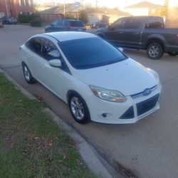 2013 FORD FOCUS SE