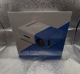 Mini LED Projector in Box