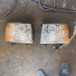 Chevy 2007-2009 Headlights